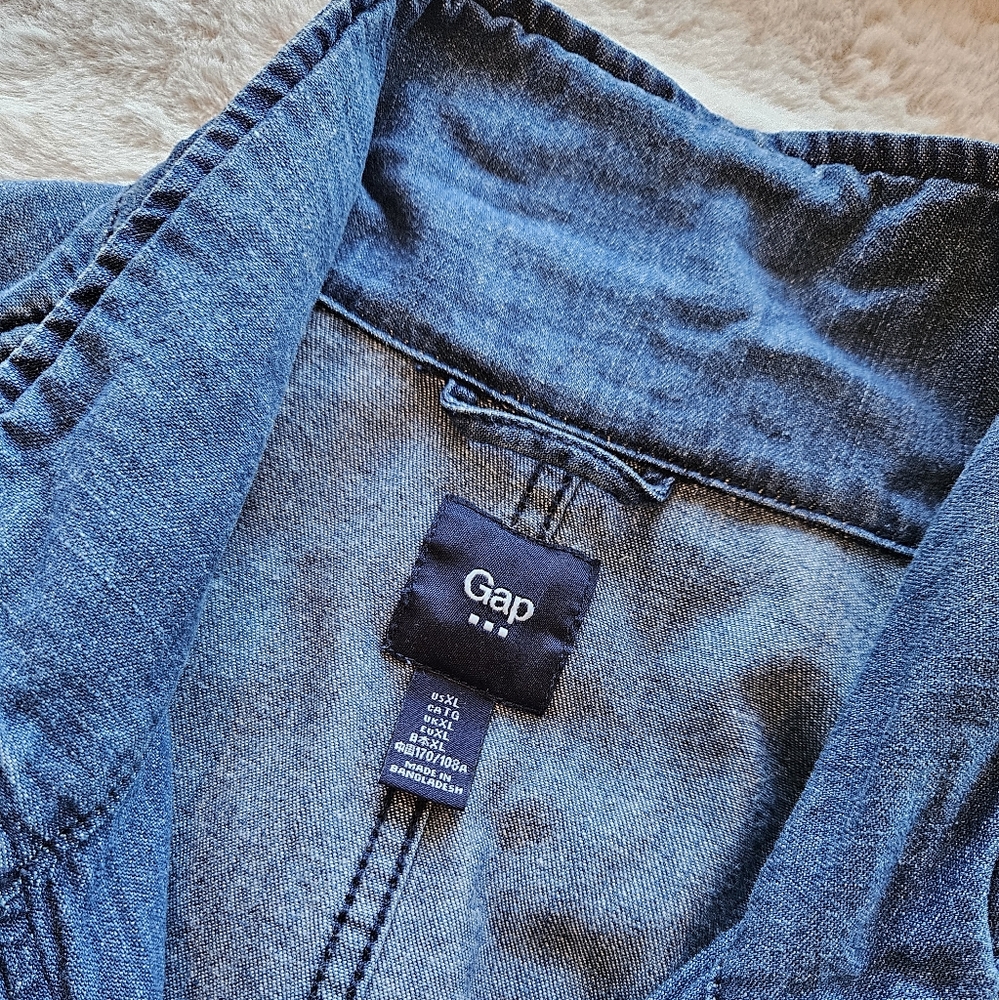 Gap Extra-Large Jean Jacket With Drawstring Waist - image 3